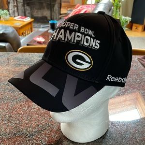 Superbowl 45 official NFL championship stretch cap, Green Bay